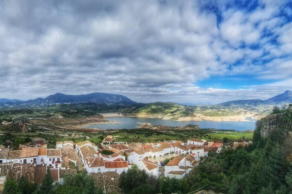 Entre Vistas Casa de hóspedes Zahara De La Sierra Exterior foto